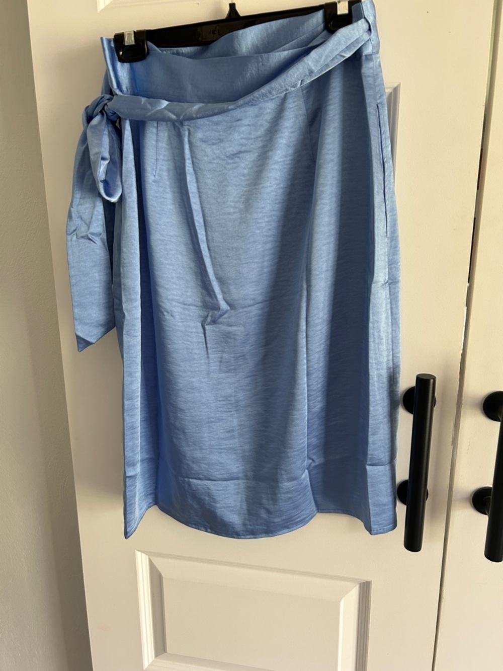 WildFang cornflower Blue Tie-Waist wrap empower waist Midi Skirt - Women large - Picture 3 of 6